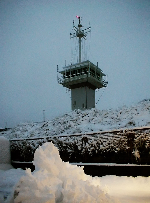 Signalstation im Schnee