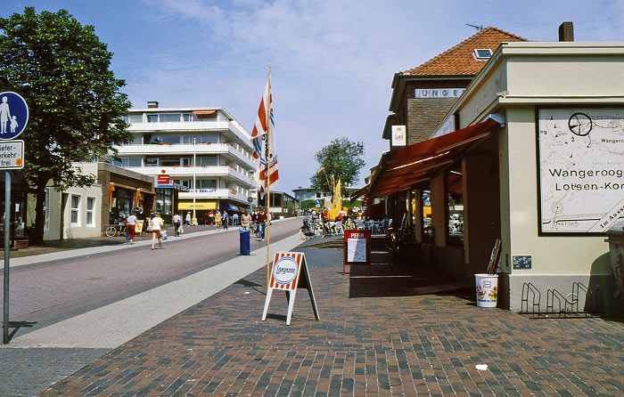 Zedeliusstraße, Ecke Charlottenstraße