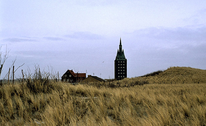 Westturm vom Inselheim Rüstringen aus gesehen