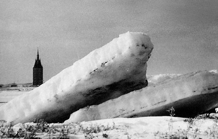 Westturm im Eiswinter 1963