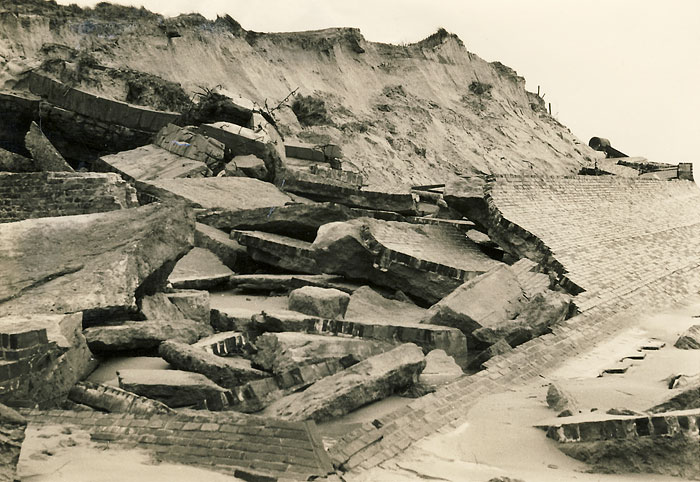 Sturmflut 1962. Zerstörungen an der Strandmauer