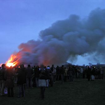 Osterfeuer. Foto &copy; Erik Kohl 2006