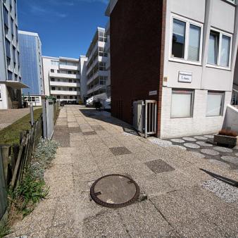 Waschbeton-Ensemble in der Peterstra&szlig;e. Foto &copy; Erik Kohl 2020