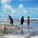Kinder am Hauptstrand
